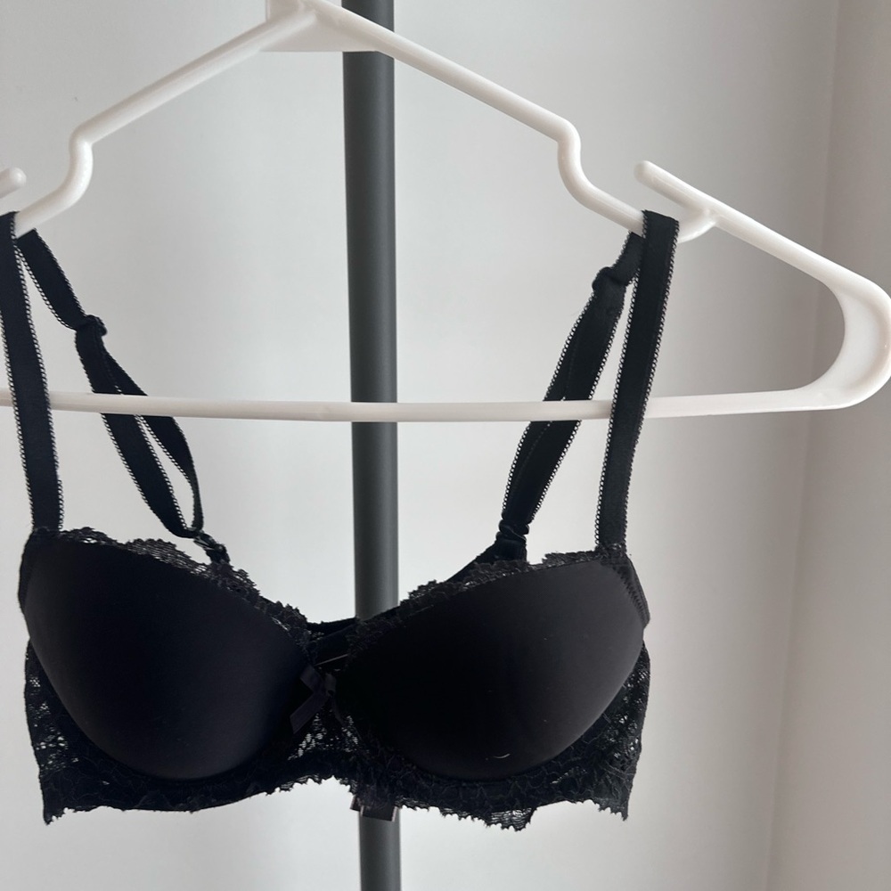 Victoria's Secret Dream Angels Black Bra | 32B | Punk | Lace | Whimsical Goth - Picture 4 of 12